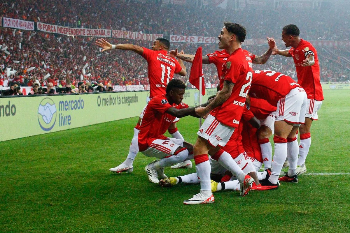 Jogador do Inter mantém "gosto amargo" pela queda para o Fluminense: "Libertadores estava na mão" Gol de Gabriel Mercado - Inter