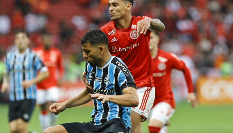 Inter e Grêmio Brasileirão em Gre-Nal