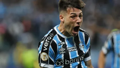 Lembra dele? Ex-Grêmio, Besozzi perde a cabeça e dá "tiro de meta" em adversário; veja Grêmio