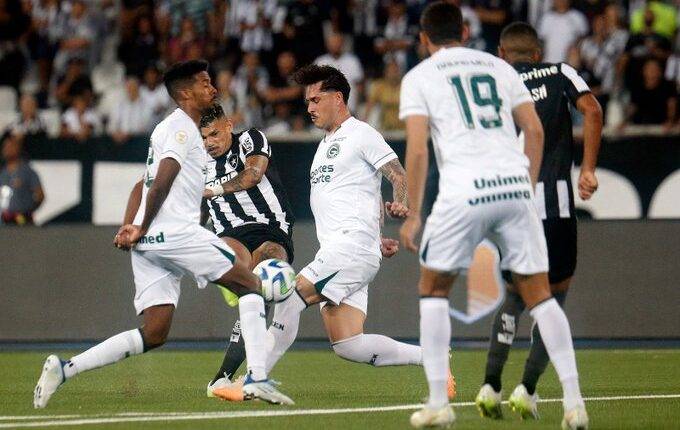 Botafogo ainda enfrenta o Grêmio em casa