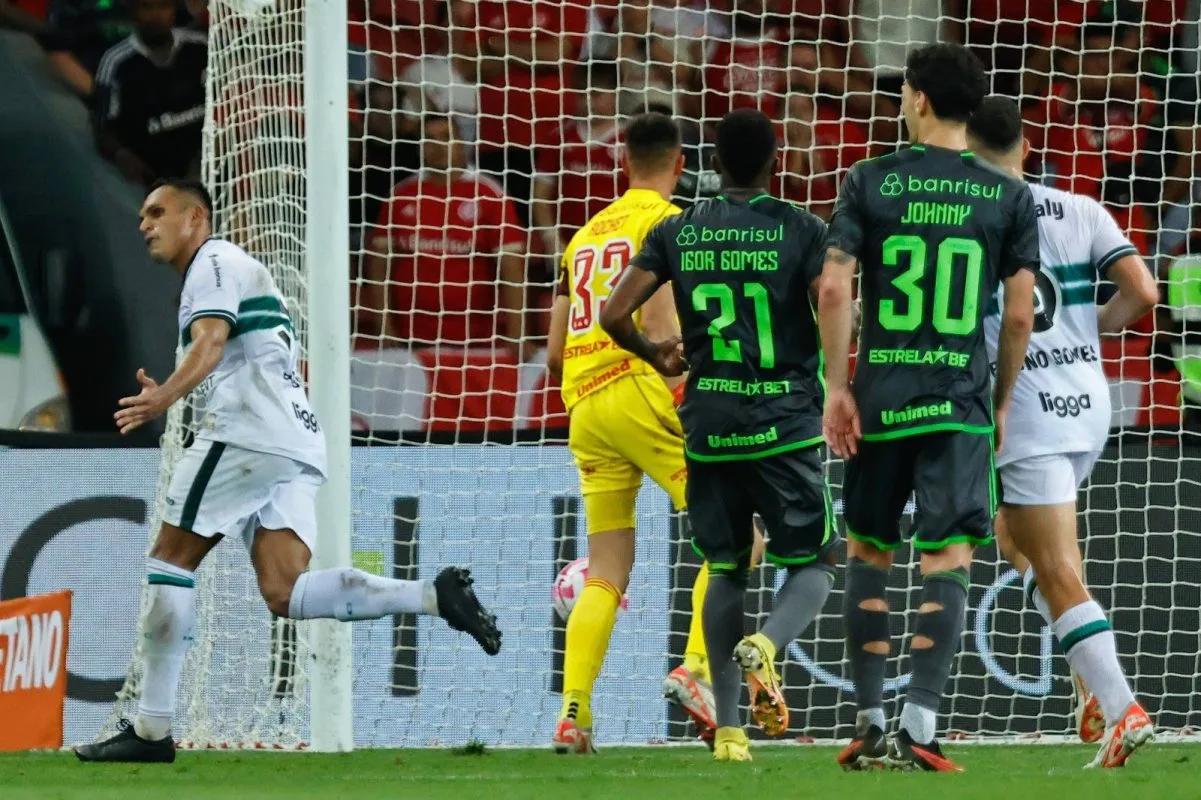 Distante de vaga na Libertadores, Inter perde três jogadores para a próxima rodada do Brasileirão Inter
