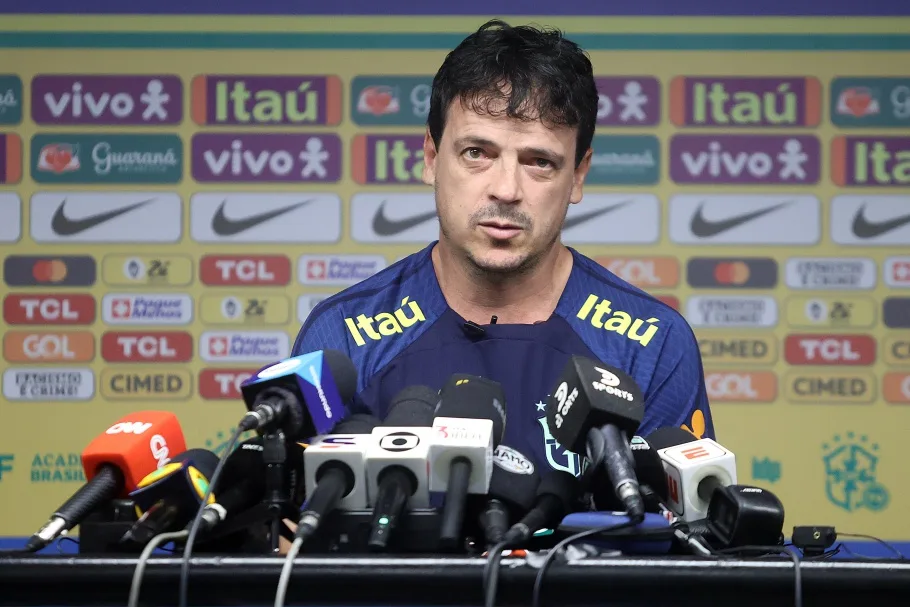 Fernando Diniz na CBF convocou ex-Grêmio