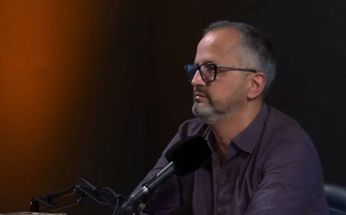 Barcellos impõe condição para participar de debates com Melo e diz que alguns canais fazem "campanha" Inter