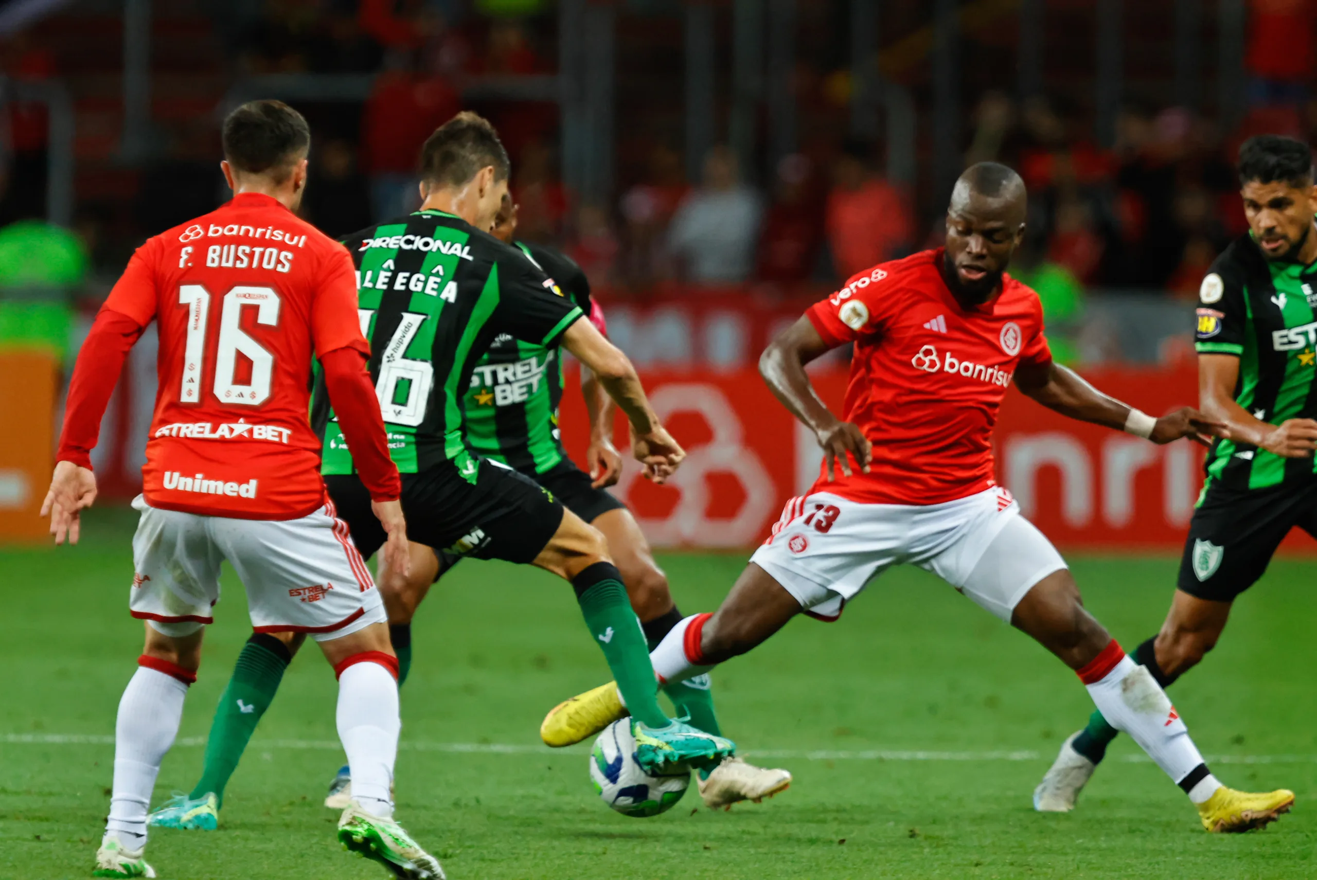 Inter admite atuação decepcionante em novo tropeço no Beira-Rio: "Fomos muito abaixo" Inter