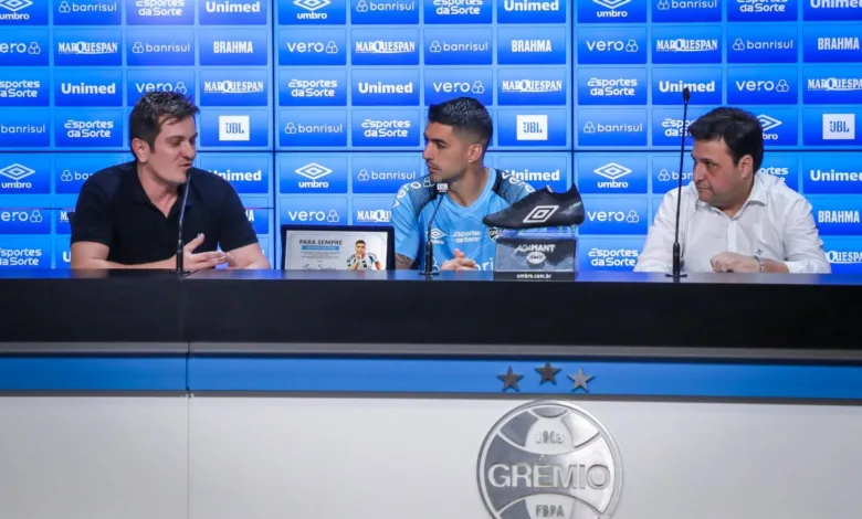 Suárez com a direção do Grêmio