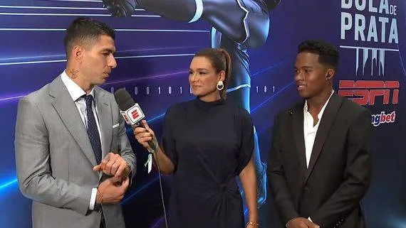 Suárez rasga elogios e admite que queria outro destino para Endrick: "Um craque, incrível" Suárez