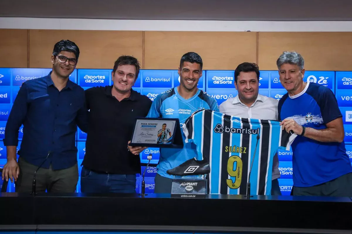 Suárez no adeus ao Grêmio de Renato