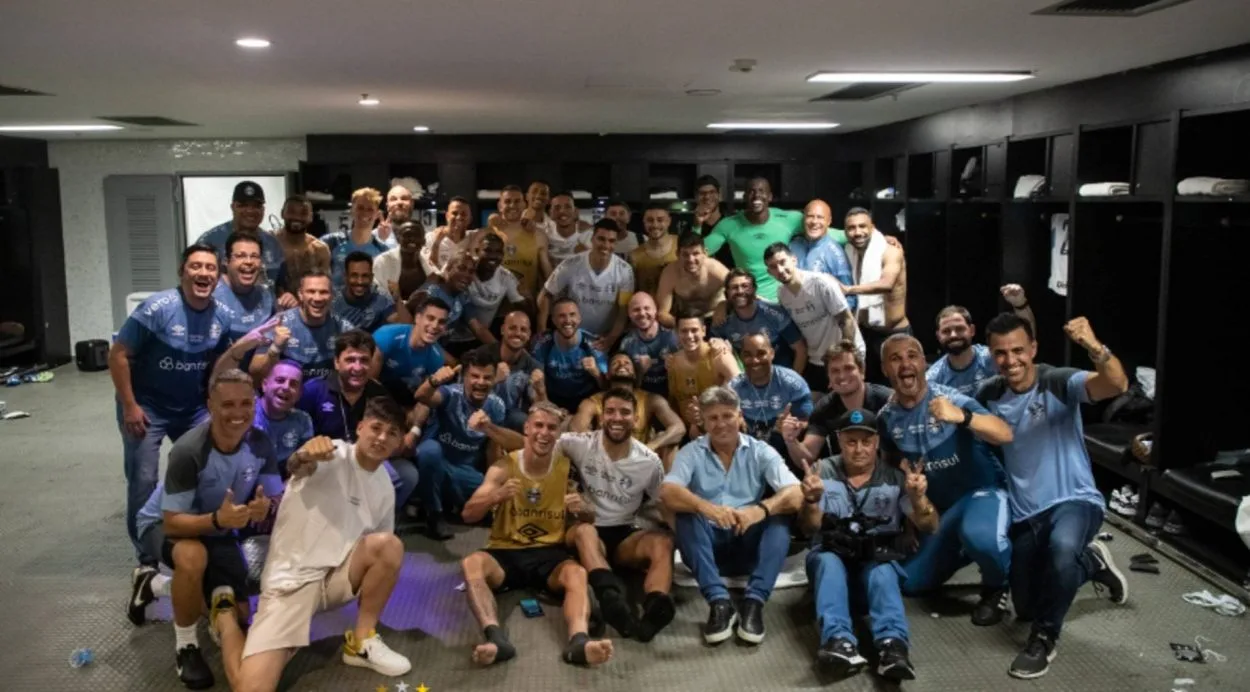 O jogador do elenco do Grêmio que já projeta o tetracampeonato da Libertadores em 2024 Grêmio