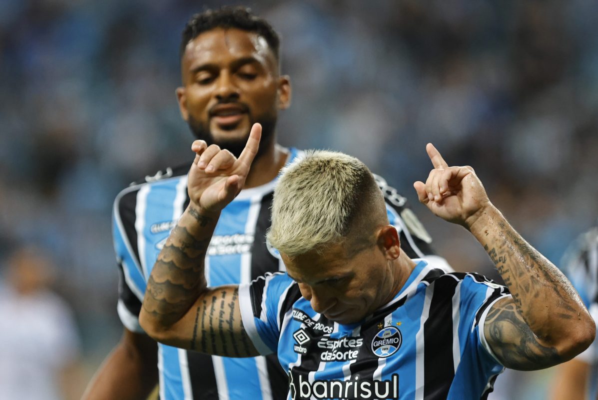 Com Reinaldo no Mirassol, saiba os possíveis destinos de Soteldo, Diego Costa e Rodrigo Caio Soteldo e Reinaldo no Grêmio