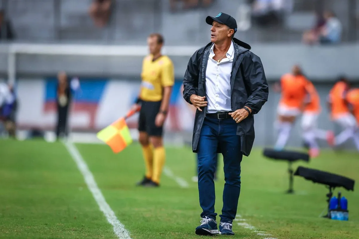 Renato usa rede social para justificar a derrota do Grêmio no primeiro jogo oficial de 2024 Renato