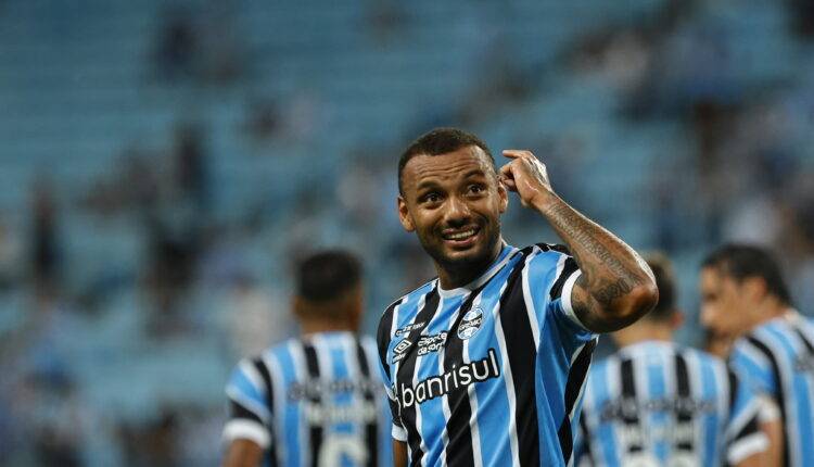 JP Galvão foi tratado por Renato no Grêmio