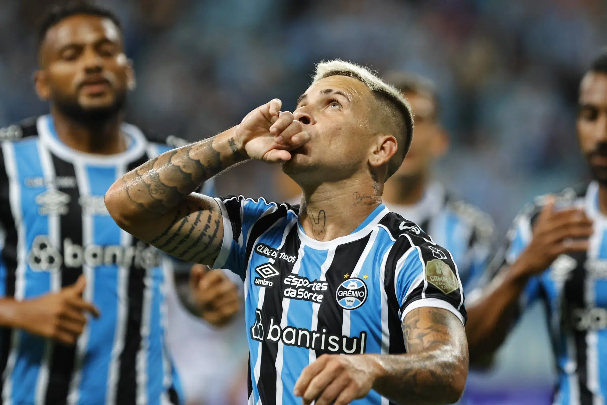 Vídeo - a reação de Renato ao ver Soteldo sair de campo e ir para o banco de reservas Soteldo