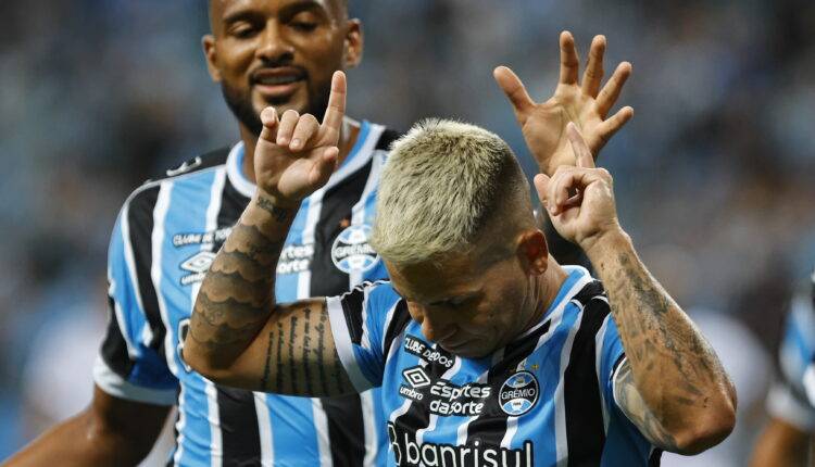 Grêmio com Soteldo e Reinaldo