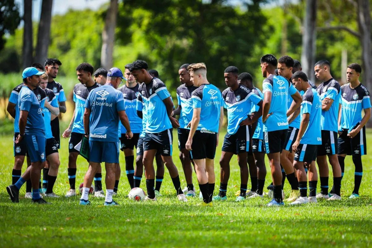 A provável escalação do Grêmio para a estreia na Copa São Paulo e em qual canal assistir Grêmio