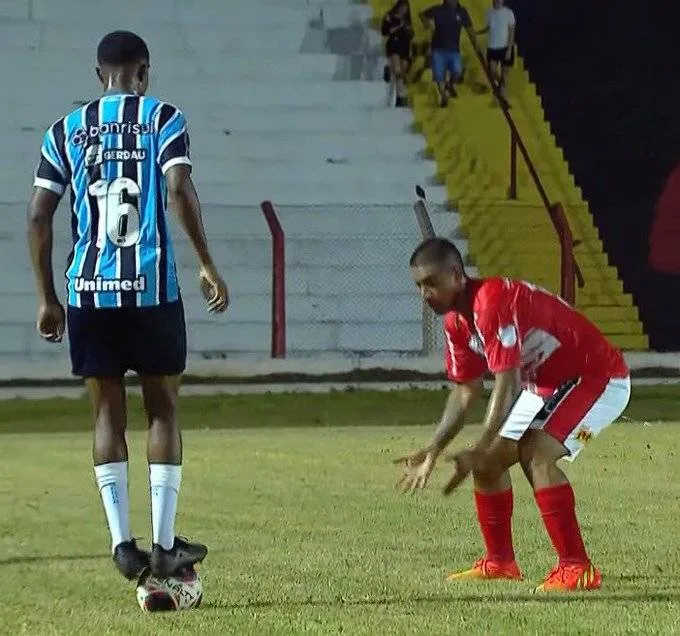 Não é só Jardiel: Riquelme brilha pelo Grêmio na Copa SP com domínio de letra e "jogada de Soteldo" Grêmio