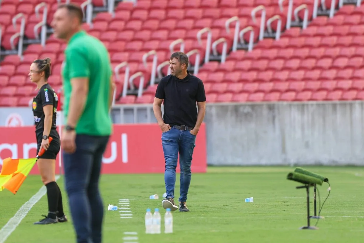 Coudet falou de Borré no Inter