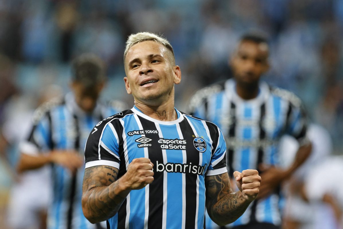 Soteldo pelo Grêmio