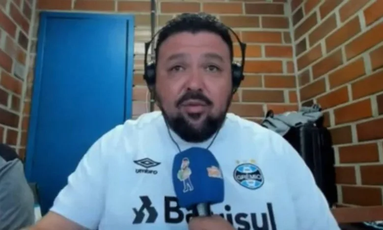 Alex Bagé reclama que o presidente do Grêmio não deu entrevista ao seu canal e critica exclusiva à RBS Bagé falou do Grêmio