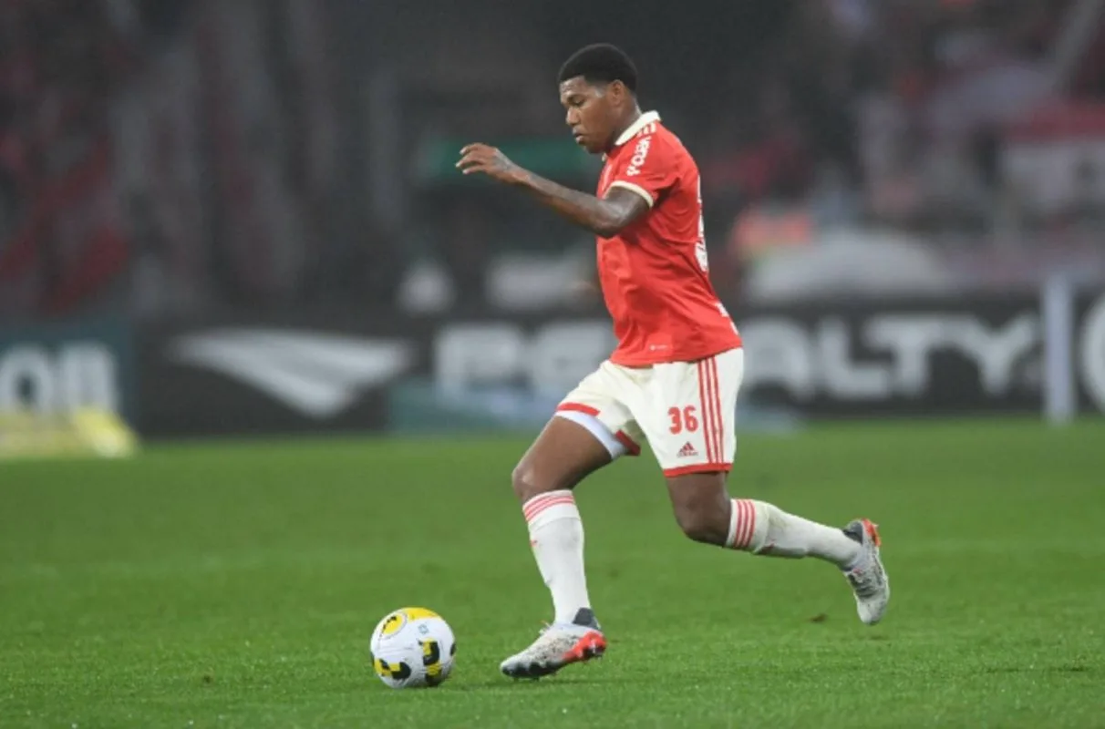 Inter libera Thauan Lara