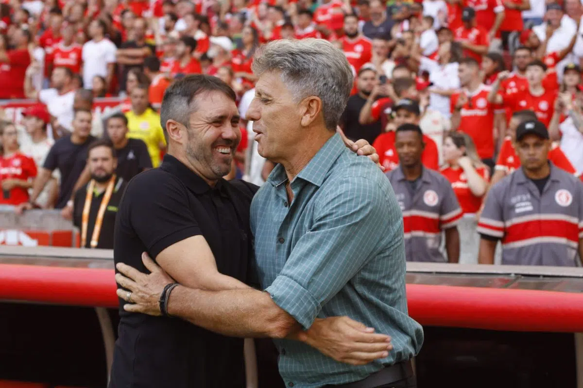 Barcellos vê imprensa do RS tratando Coudet e Renato de maneiras diferentes: "Encarado de outra forma" Coudet, treinador do Inter e Renato Portaluppi, treinador do Grêmio