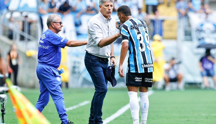 Renato não viaja com o Grêmio