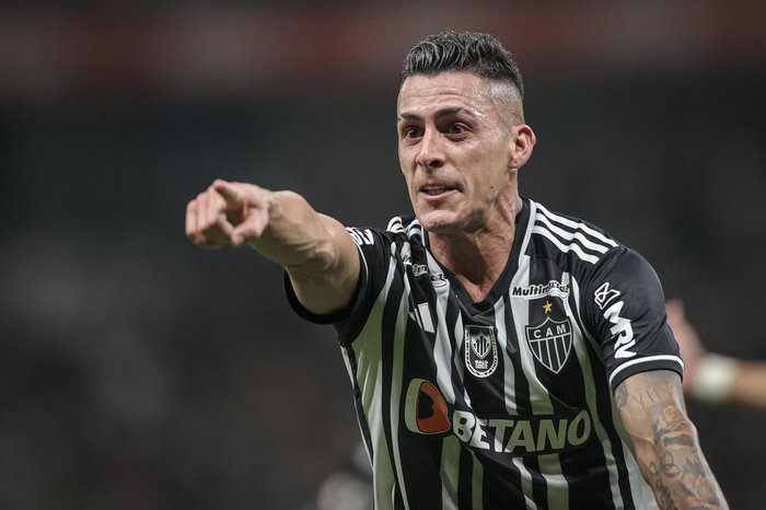 Imprensa mineira revela os valores envolvidos na contratação de Pavón pelo Grêmio Pavón jogará no Grêmio