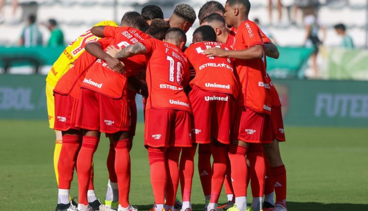 Lucho González, substituto de Coudet, falou da vitória do Inter sobre o Juventude pelo Gauchão