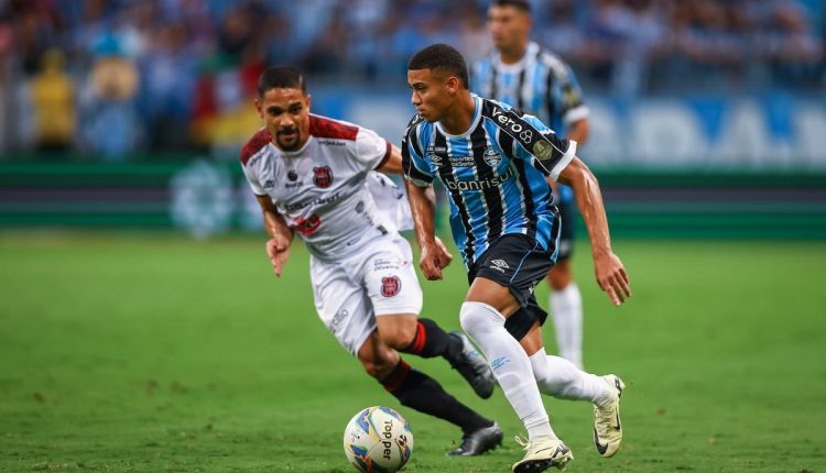 Renato confia em Gustavo Nunes no Grêmio