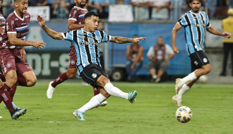 Cristaldo em alta no Grêmio