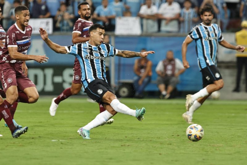 Cristaldo em alta no Grêmio