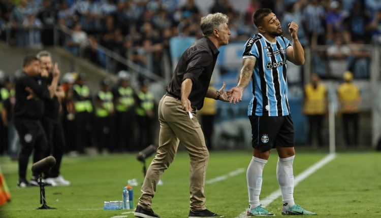 Renato pelo Grêmio, dividido entre Gauchão e Libertadores