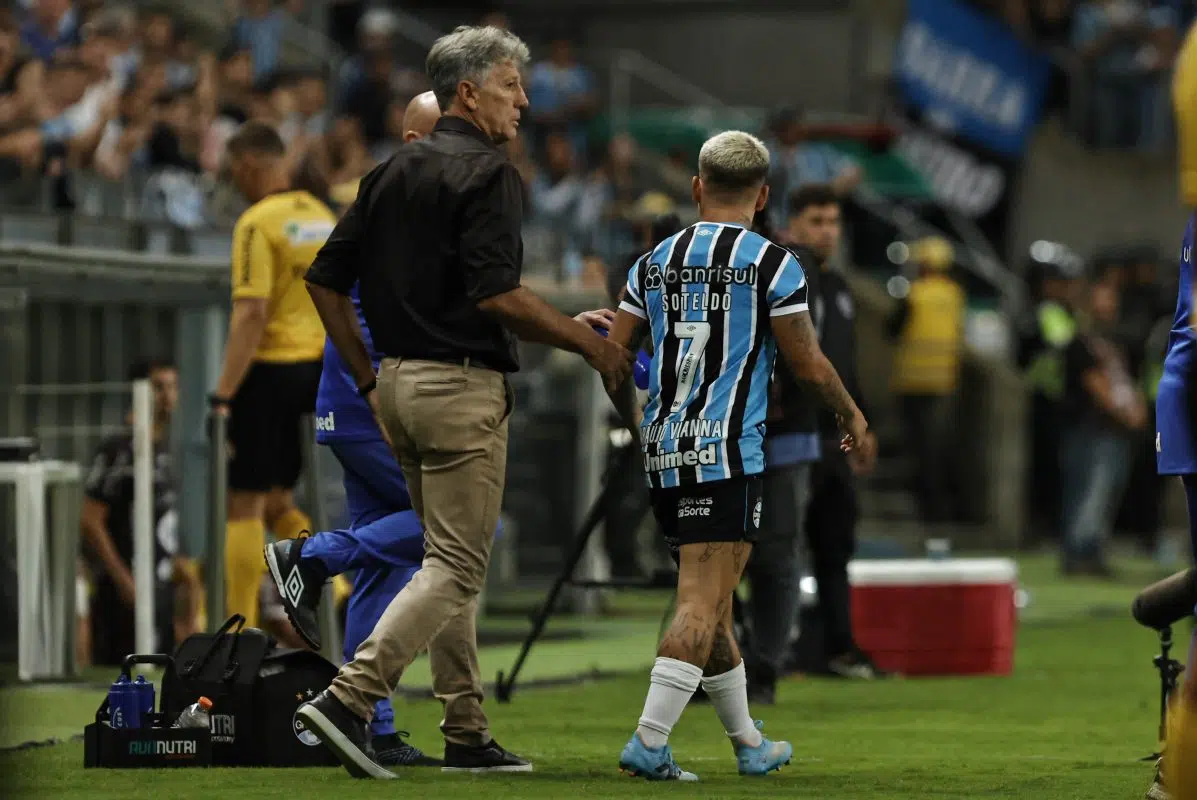 A sinceridade de Soteldo em entrevista depois do novo tropeço do Grêmio na Libertadores Soteldo de volta ao Grêmio com aval de Renato