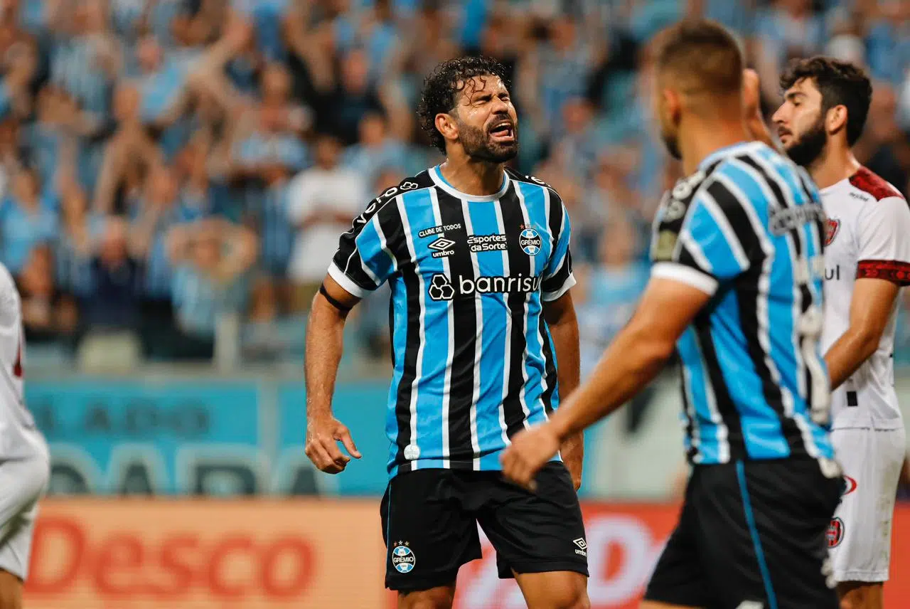 Últimas do Grêmio: post de Michael, elogios de adversário e presença de Diego Costa Diego Costa no Grêmio