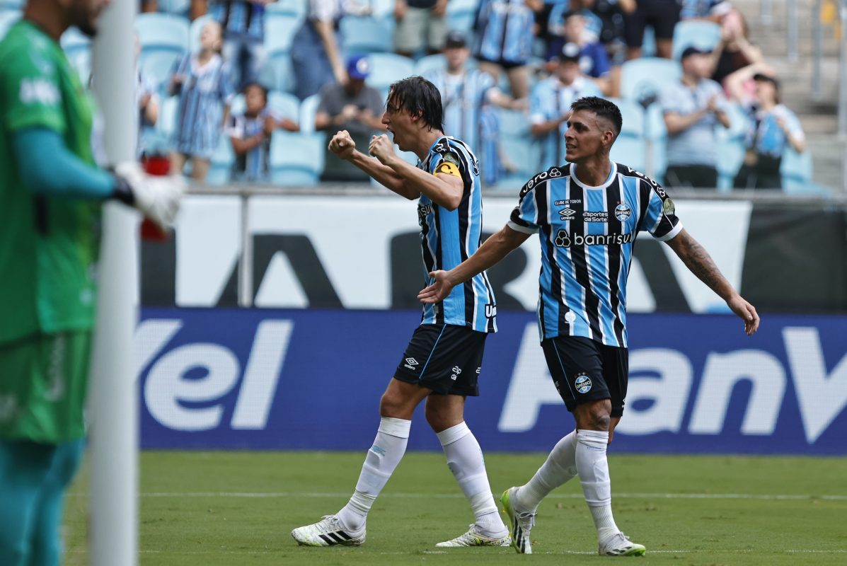 Geromel fez gol pelo Grêmio