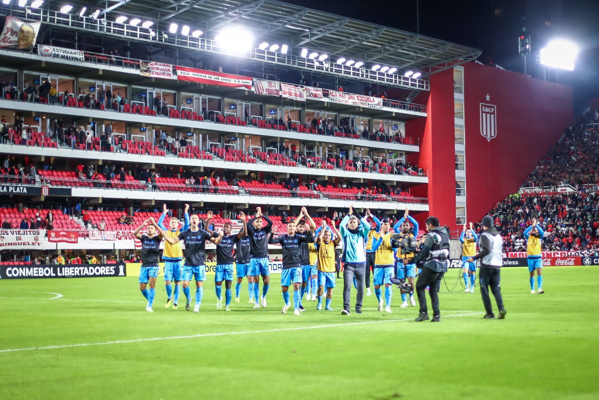 Campeão da Libertadores pelo Grêmio valoriza vitória na Argentina: "Nunca duvidem" Grêmio venceu o Estudiantes pela Libertadores