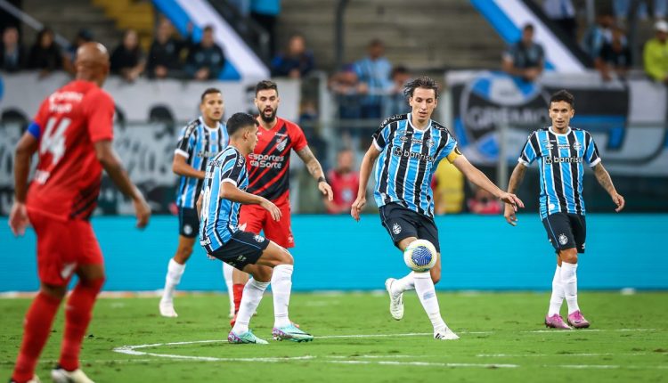 Geromel pelo Grêmio