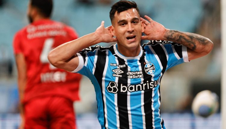 Cristaldo pelo Grêmio