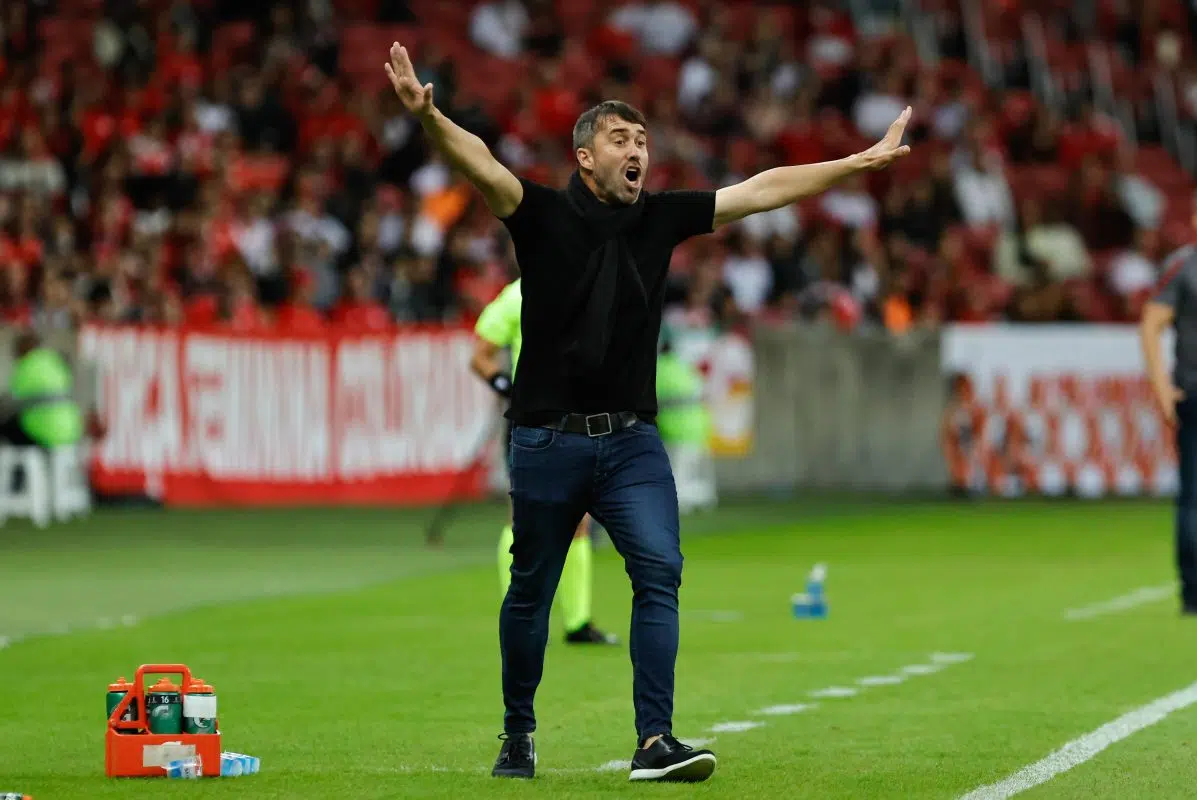 O novo clube de Eduardo Coudet meses depois da demissão do comando do Inter Coudet no Inter