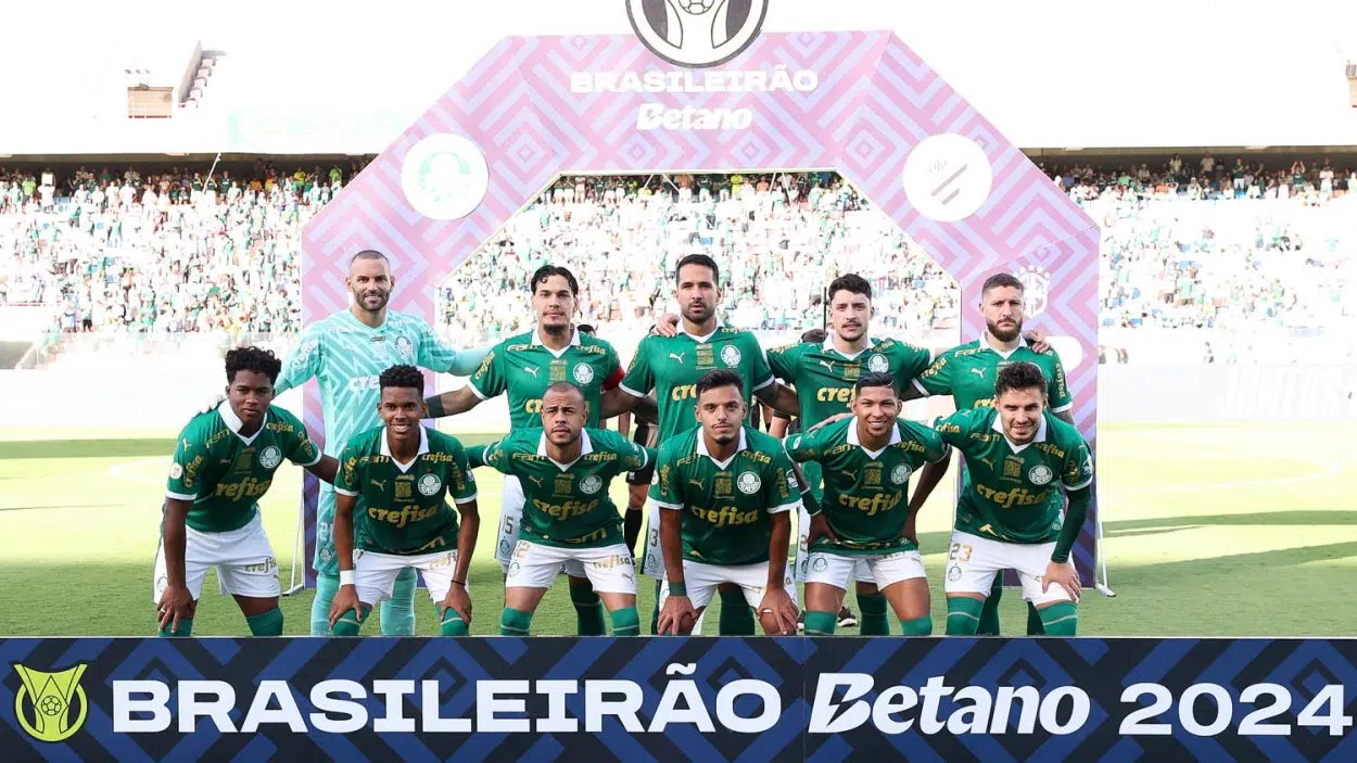 Palmeiras quer montar time dos sonhos em 2025 e mira até jogador do Grêmio Palmeiras encara o Grêmio