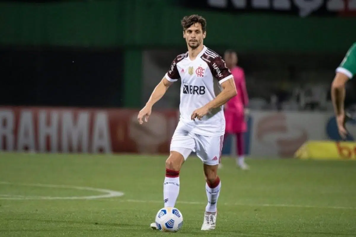 Como deverá ser o acerto do Grêmio com Rodrigo Caio, que ainda não jogou em 2024 Rodrigo Caio alvo do Grêmio