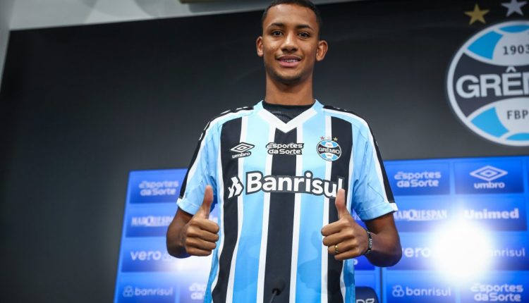 André Henrique pelo Grêmio