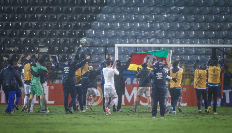 Grêmio pode pegar o Peñarol nas oitavas da Libertadores