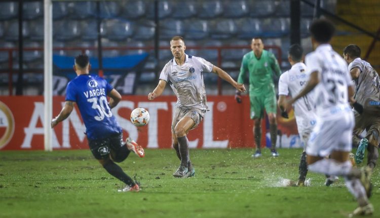 Rodrigo Ely pelo Grêmio