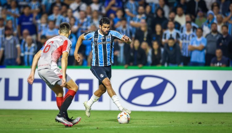 Diego Costa pelo Grêmio