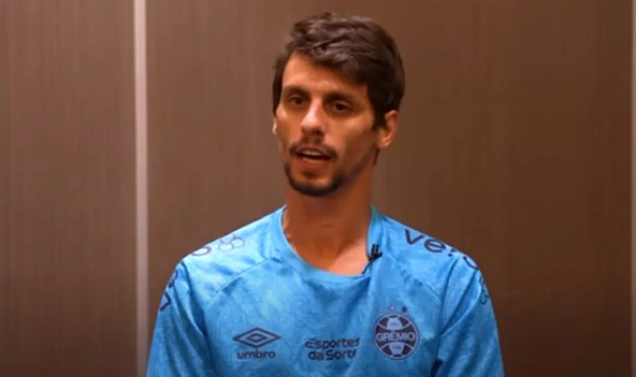 Rodrigo Caio rasga elogios aos torcedores do Grêmio e mira nova final de Libertadores com Renato Rodrigo Caio Grêmio