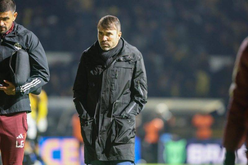 Baldasso faz rara crítica a Roger Machado no Inter: "Para de citar o Coudet" Coudet pelo Inter