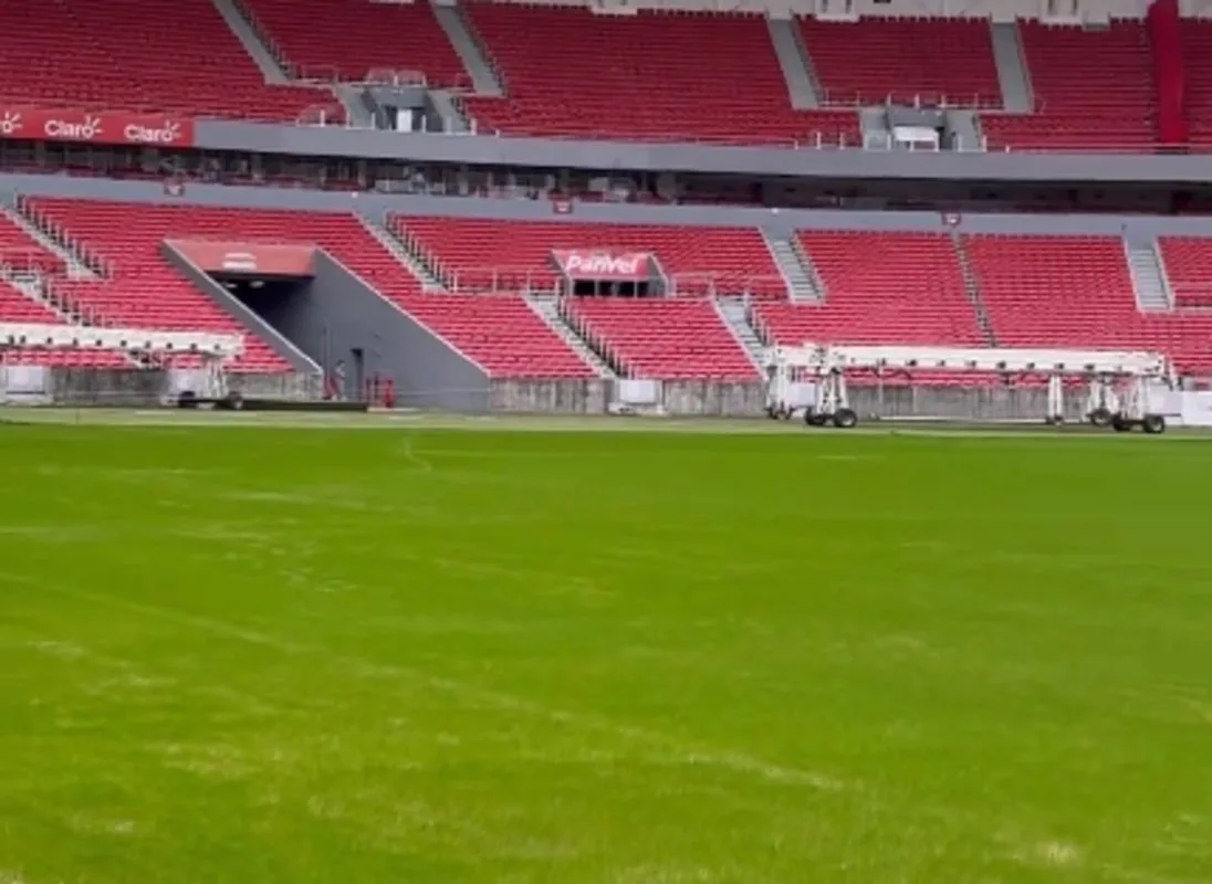 Jornalistas identificados com o Grêmio criticam Inter por não emprestar Beira-Rio: "Falso moralismo" Beira-Rio é o estádio do Inter; Grêmio quis