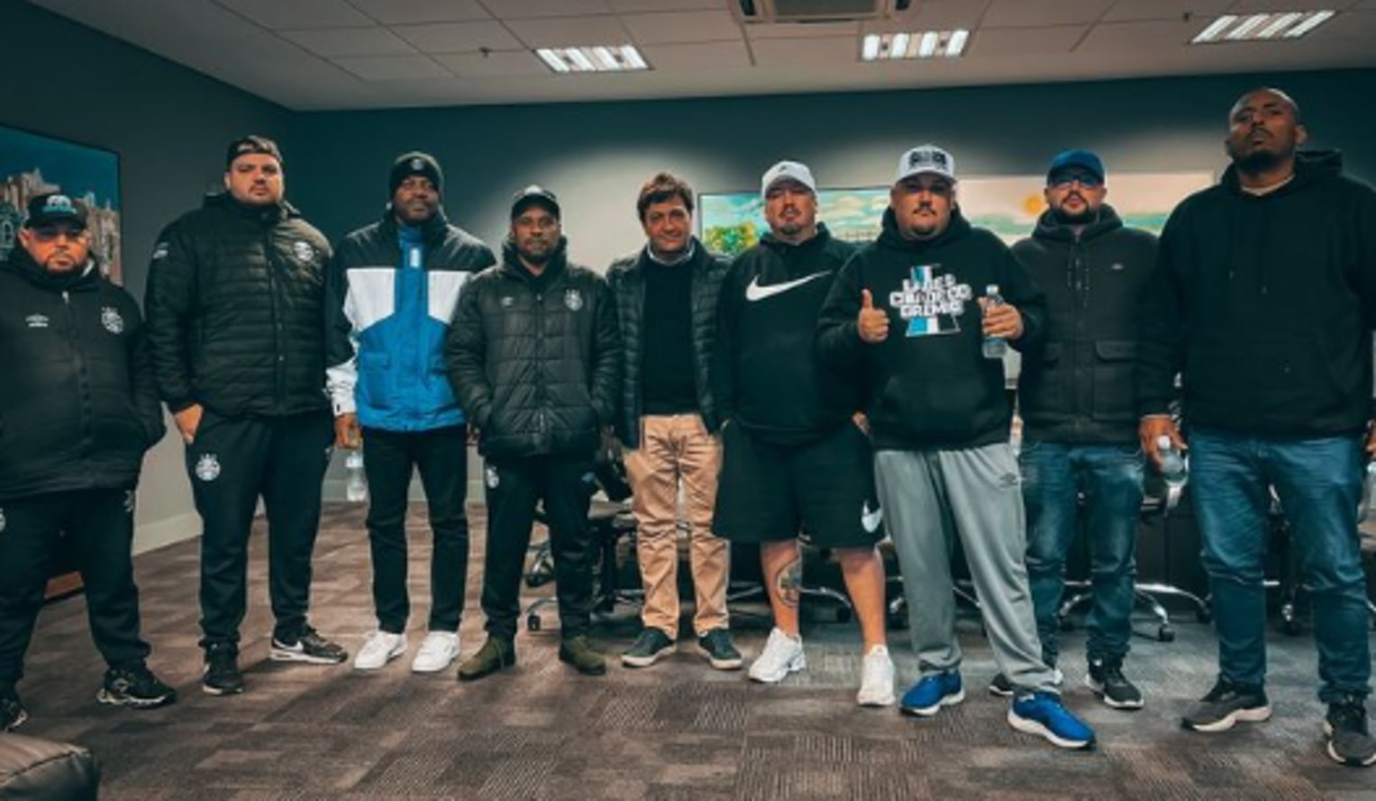 O que disse a Geral do Grêmio em nota após a reunião com o presidente Alberto Guerra Geral do Grêmio