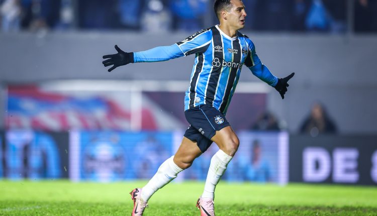 Cristaldo pelo Grêmio