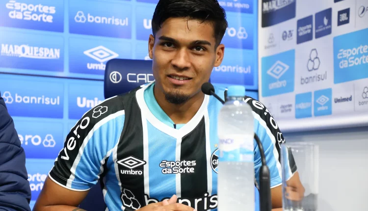 Arezo pelo Grêmio